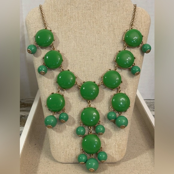 J Crew Elegant Green Bubble Statement Necklace Gold Tone Hardware - Picture 1 of 5
